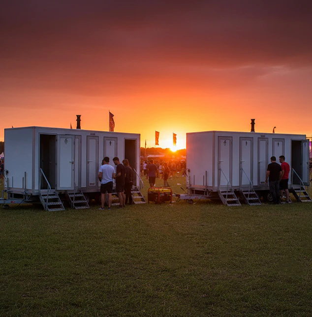 Oxford temporary bathroom trailer hire for construction sites